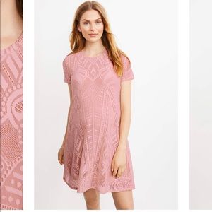 BCBGMAXAZRIA LACE SHORT SLEEVE MATERNITY D…